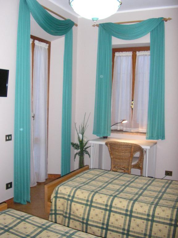 Al Vecchio Olivo Panzió Frascati Szoba fotó