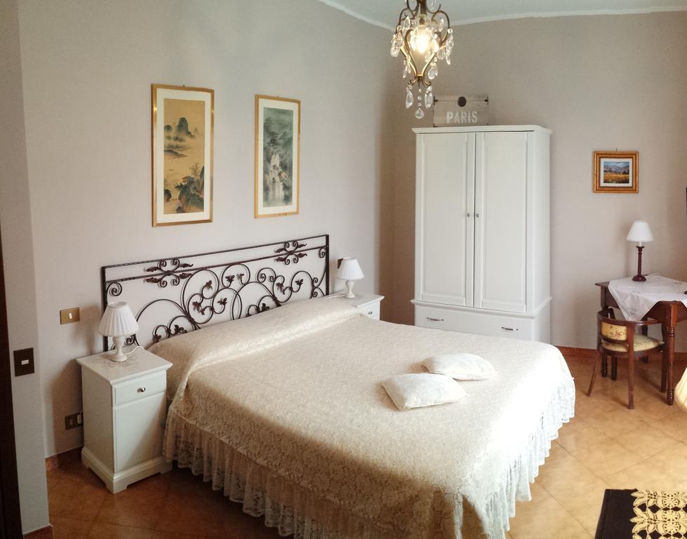 Al Vecchio Olivo Panzió Frascati Szoba fotó