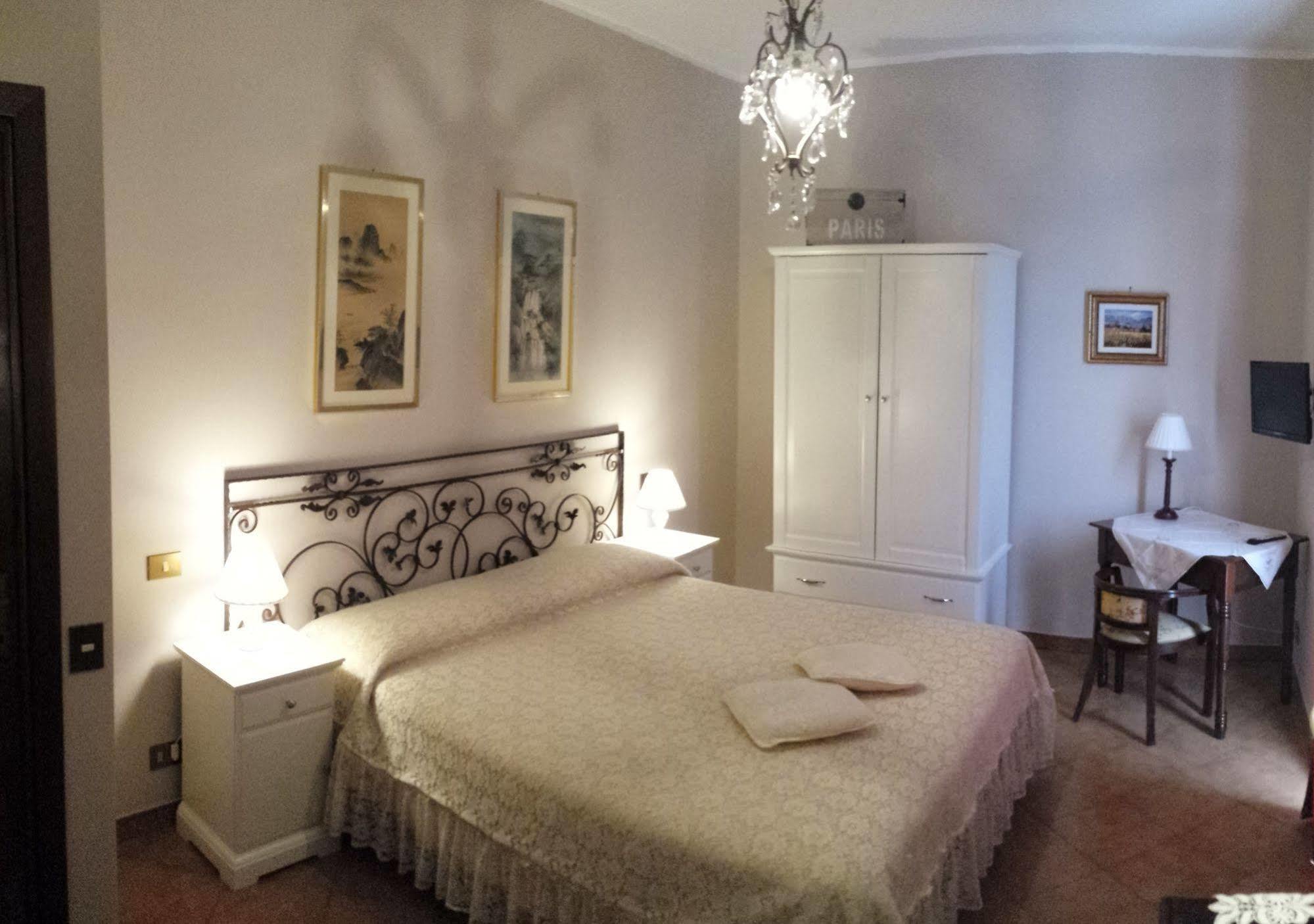 Al Vecchio Olivo Panzió Frascati Kültér fotó